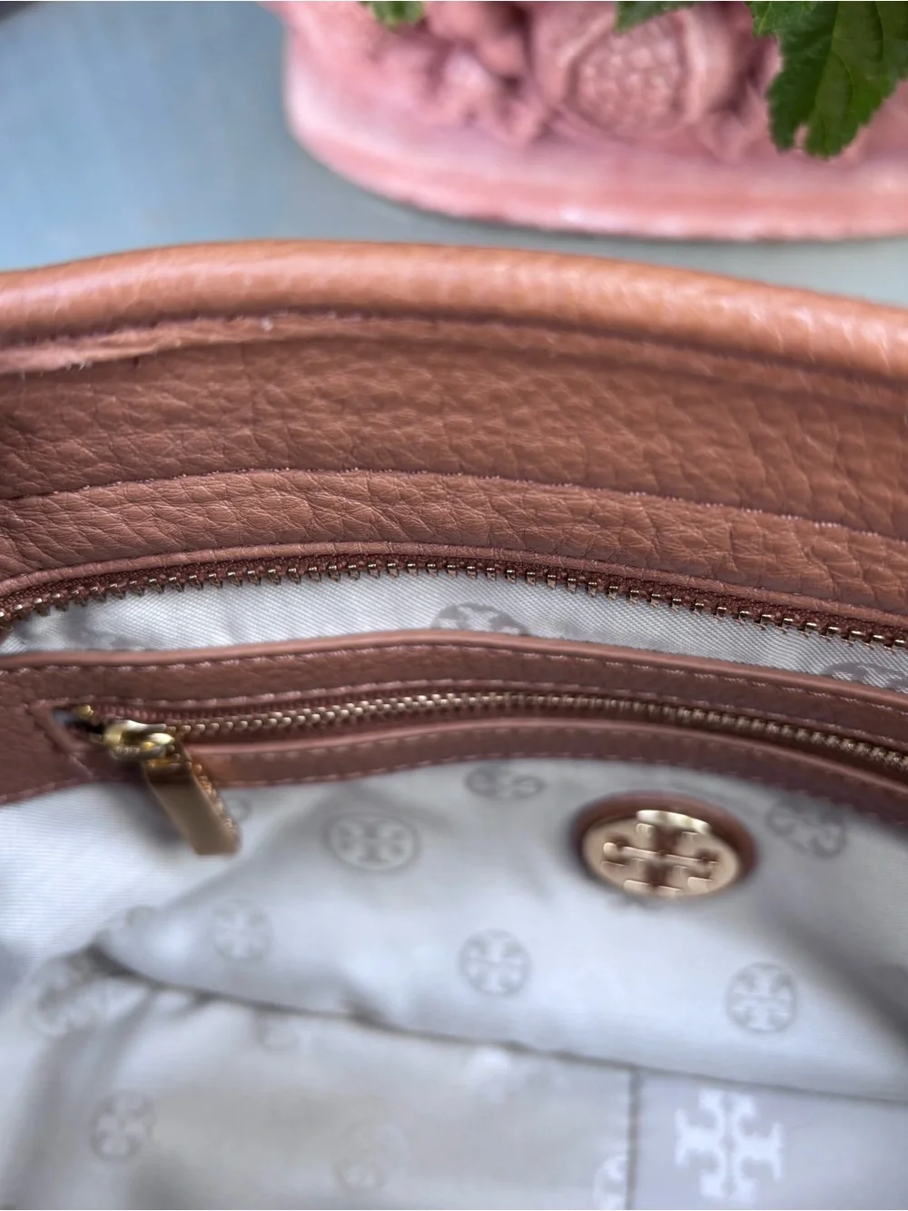 Tory Burch Amanda Classic Leather Bag